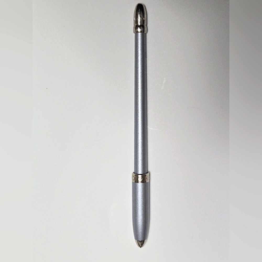Louis Vuitton Stylo Agenda Silver Ballpoint Pen with Black Ink Pre-owned